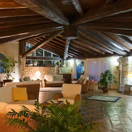 Stella Maris Hotel 4*