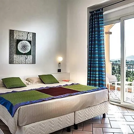 Stella Maris Hotel 4*