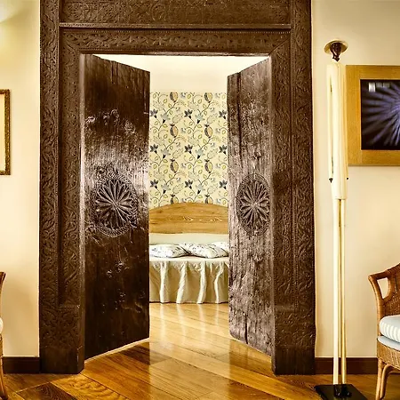 מלון Stella Maris 4*